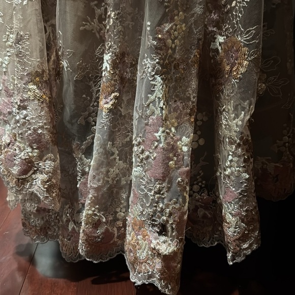 Mac Duggal gown - Picture 6 of 7